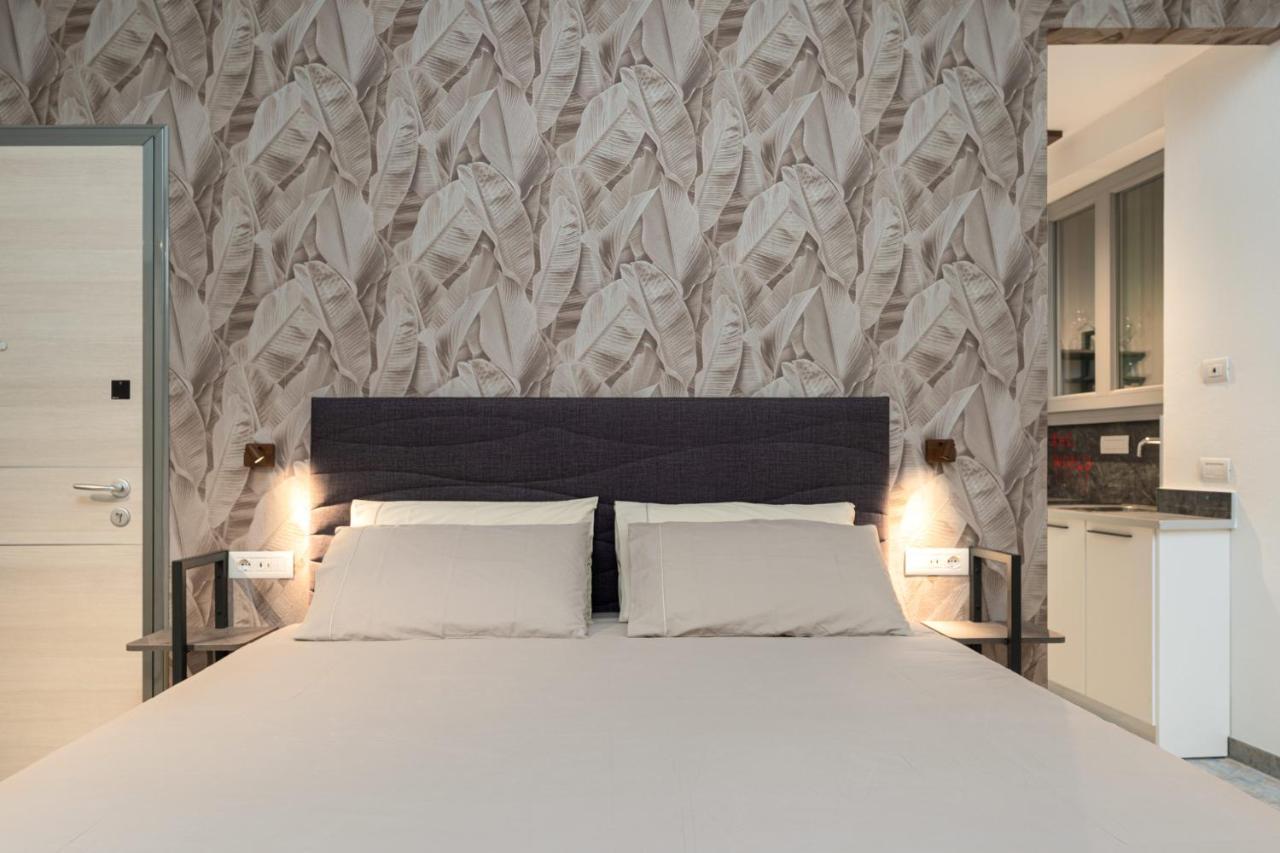 F1Rst Suite Apartment & Spa Флоренция Экстерьер фото