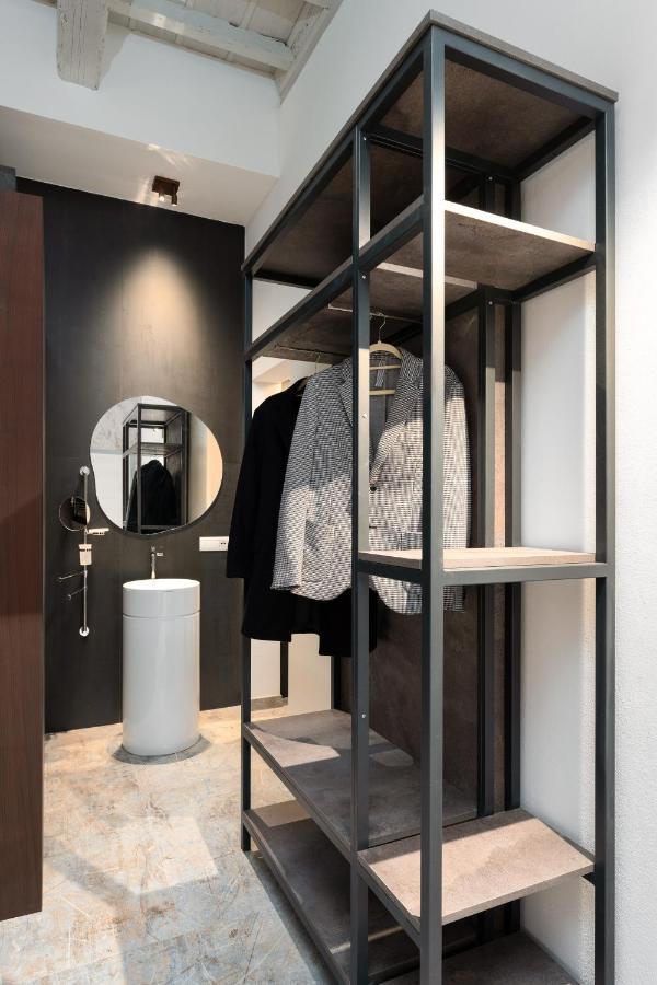 F1Rst Suite Apartment & Spa Флоренция Экстерьер фото