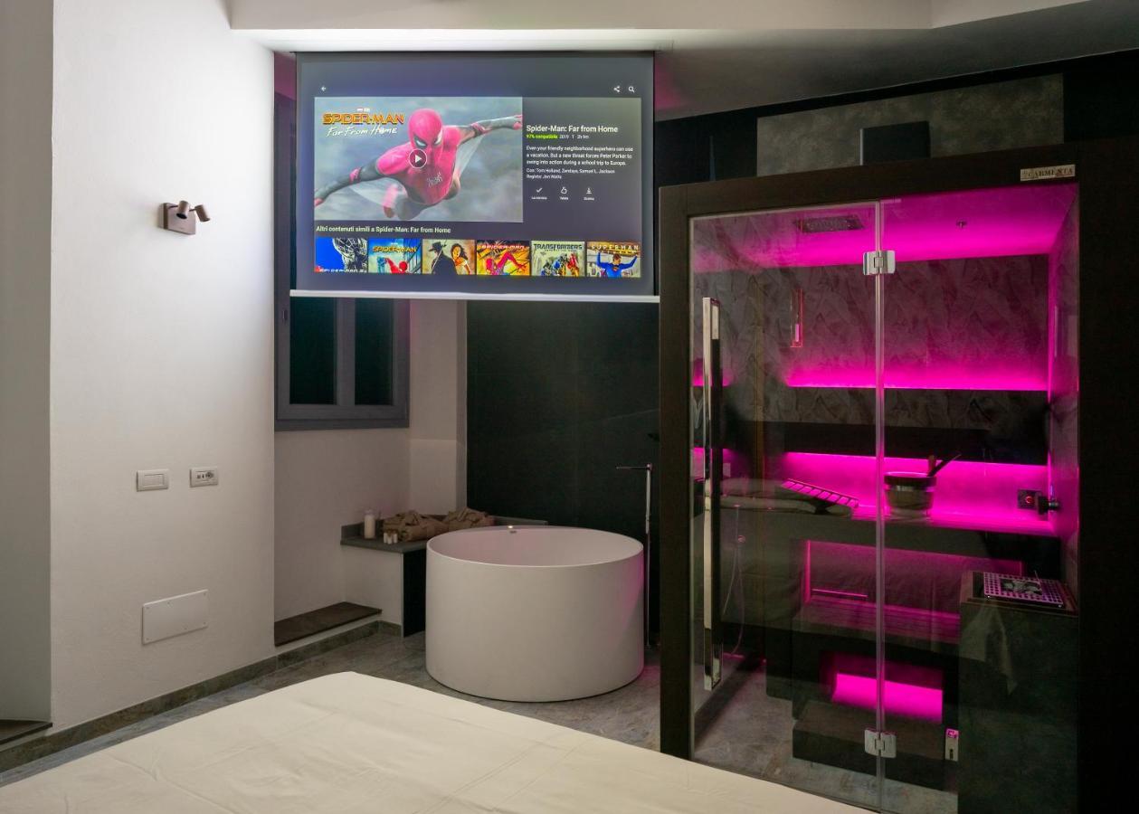 F1Rst Suite Apartment & Spa Флоренция Экстерьер фото